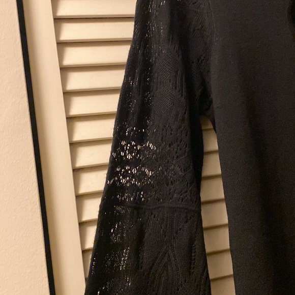 🔥Blue Orchid peekaboo midi  dress.🔥 - Picture 8 of 8